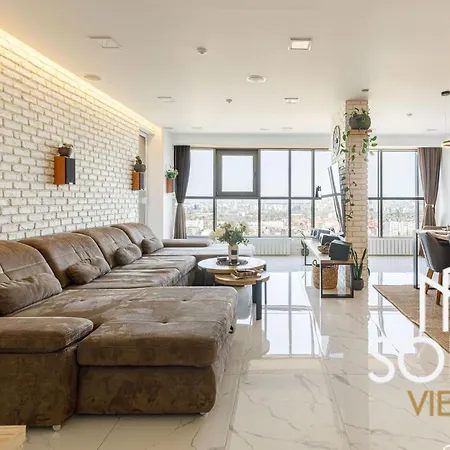 アパート View - By Metro, Kids Room, Huge Terrace, 2 Garages, Ps5, Playground, Bbq, 24h Security *